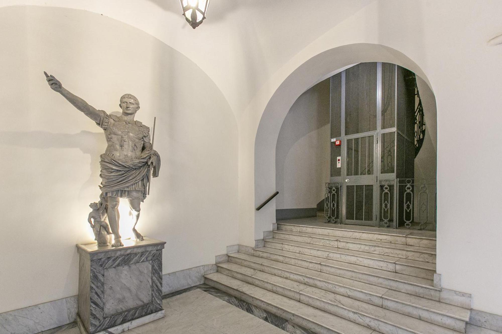 Attico Nel Cuore Di Apartment